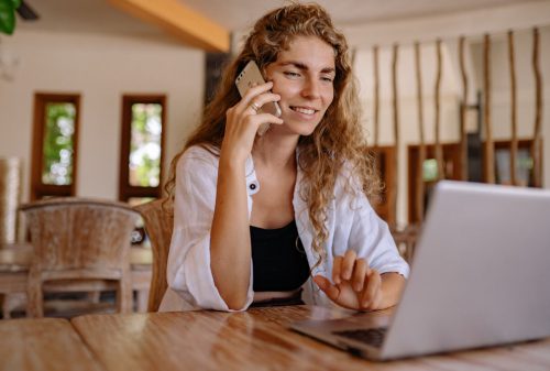 Why You Find Someone’s Voice Attractive On a Chat Line